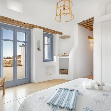 Seaside 5bdr Bliss In Mykonos Willa Merchia Beach