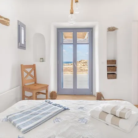 Seaside 5bdr Bliss In Mykonos Willa Merchia Beach