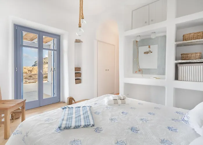 Seaside 5bdr Bliss In Mykonos Merchia Beach